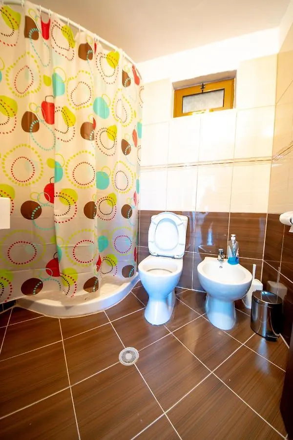 Yellow Stone Guest House Gjirokastër Villa